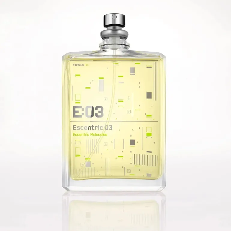 Escentric 03